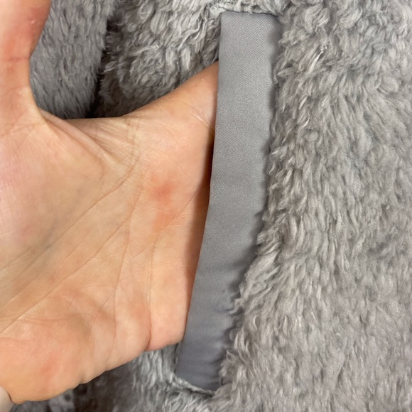 Patagonia Woman’s Los Gatos Fleece Jacket in Light Grey Size Medium - Picture 7 of 16